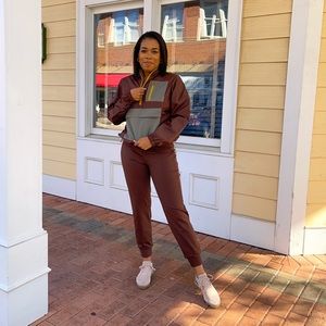 Fabletics Brown sports bra and jogger set